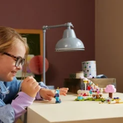 Lego 77046 Animal Crossing Julians Verjaardagsfeestje New
