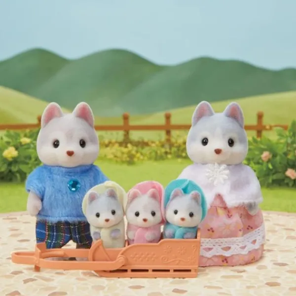 Epoch 5636 Sylvanian Families Husky Family Hot