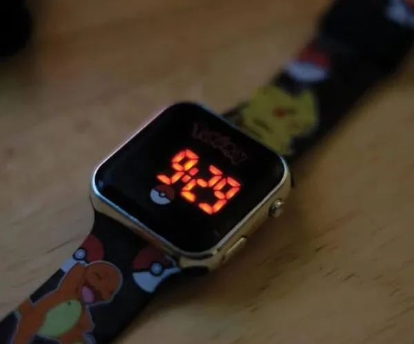 De Grote Speelgoedwinkel Horloge Pokemon Led voordelig online kopen? Hot