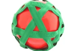 De Grote Speelgoedwinkel Rode crossbal met groene rubberband Best